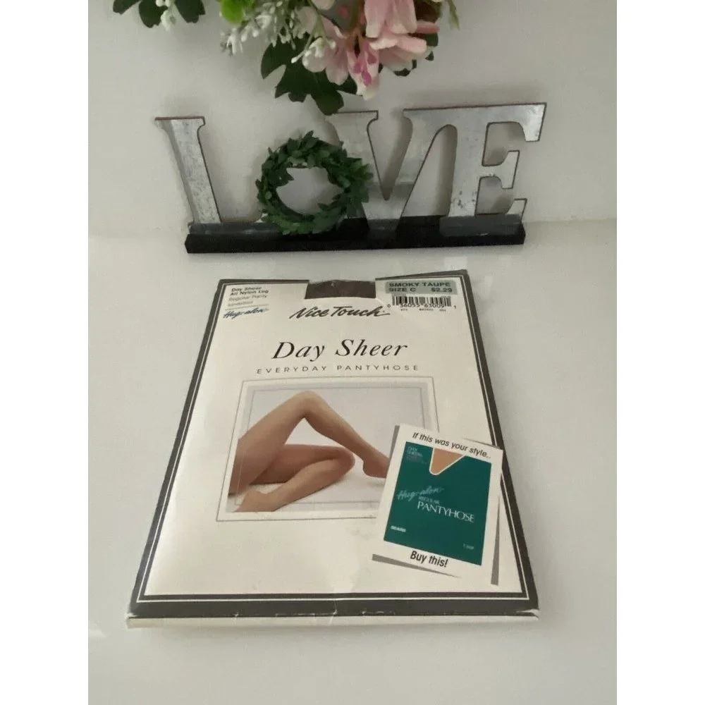 Nice Touch Day Sheer Pantyhose Non Control Size C Smokey Taupe Day Sheer Toe NIB
